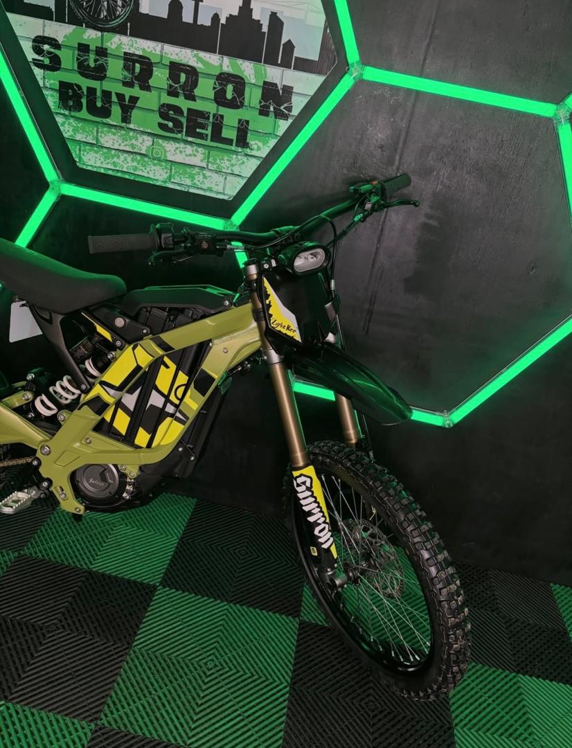 2025 Surron LBX - Image 2